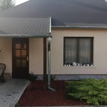 Dora * Balatongyörök